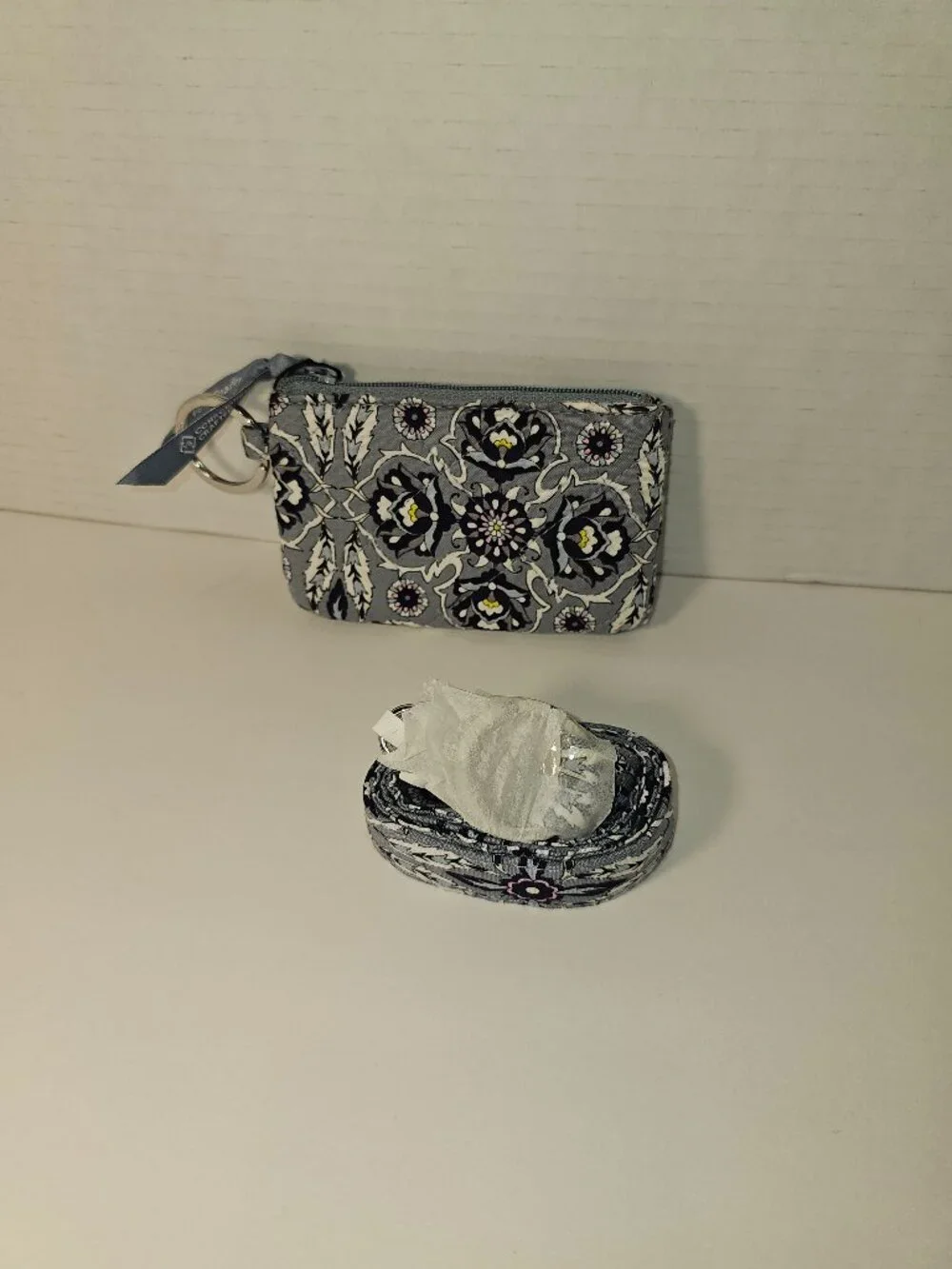NWT Vera Bradley RFID Deluxe Zip ID Case Lanyard Plaza Tile Set Keychain Wallet